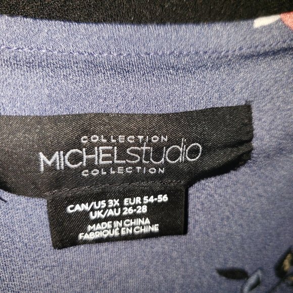 3X Sleeveless top - Picture 2 of 3